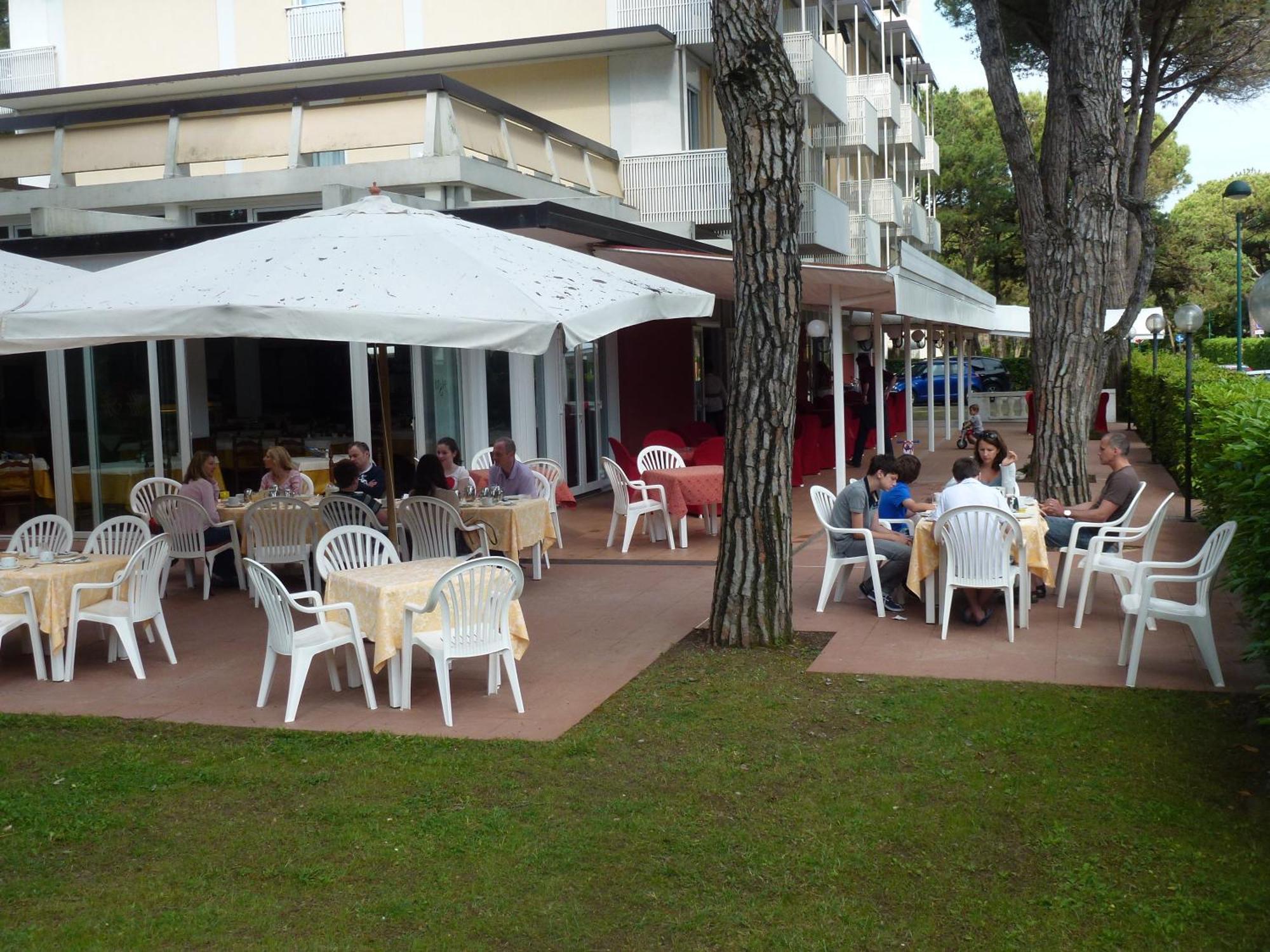 Hotel San Marco Lignano Sabbiadoro Eksteriør bilde